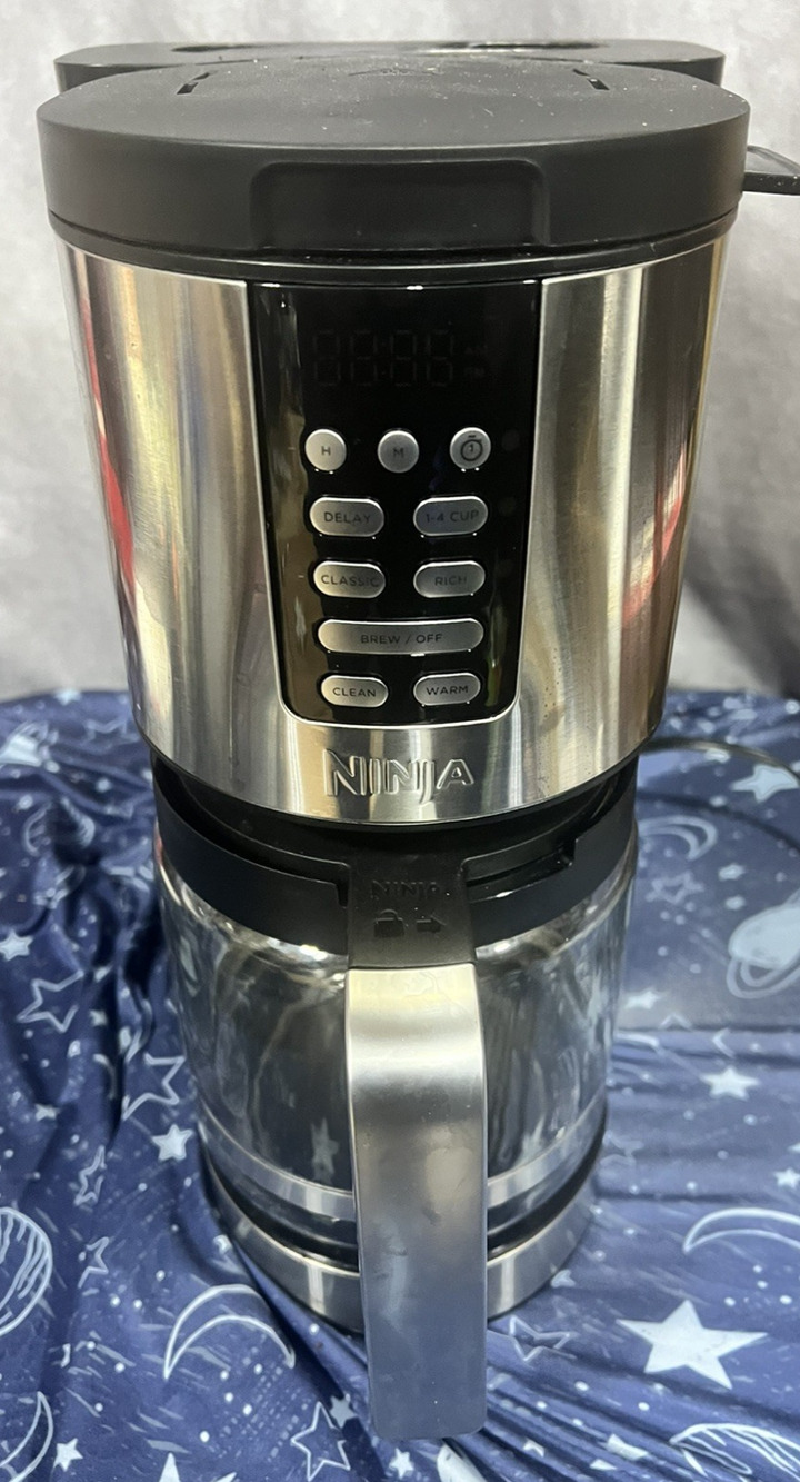 Ninja Programmable XL 14-Cup/70 oz Coffee Maker, Glass Carafe Black/Silver